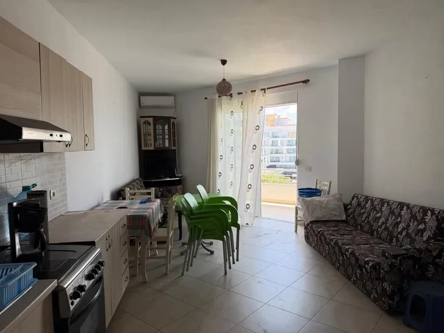 Apartament me 1 Dhomë Gjumi me Pamje nga Deti në Plazhin Zero Zero – Vetëm 100m nga Bregu | Investim Premium në Bregdet