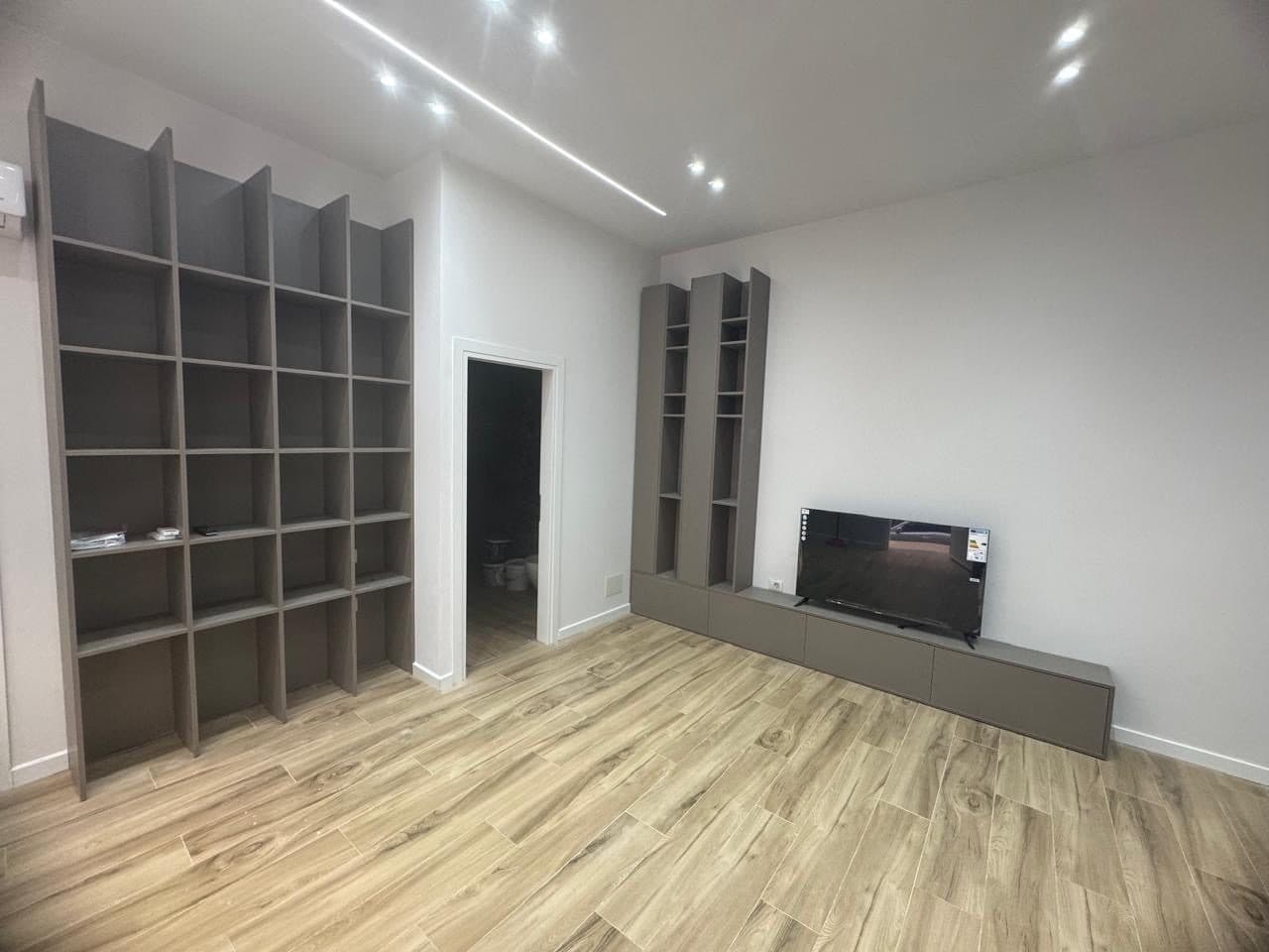 Shitet 1+1 Durres, Plazh 30 metra nga Deti 3