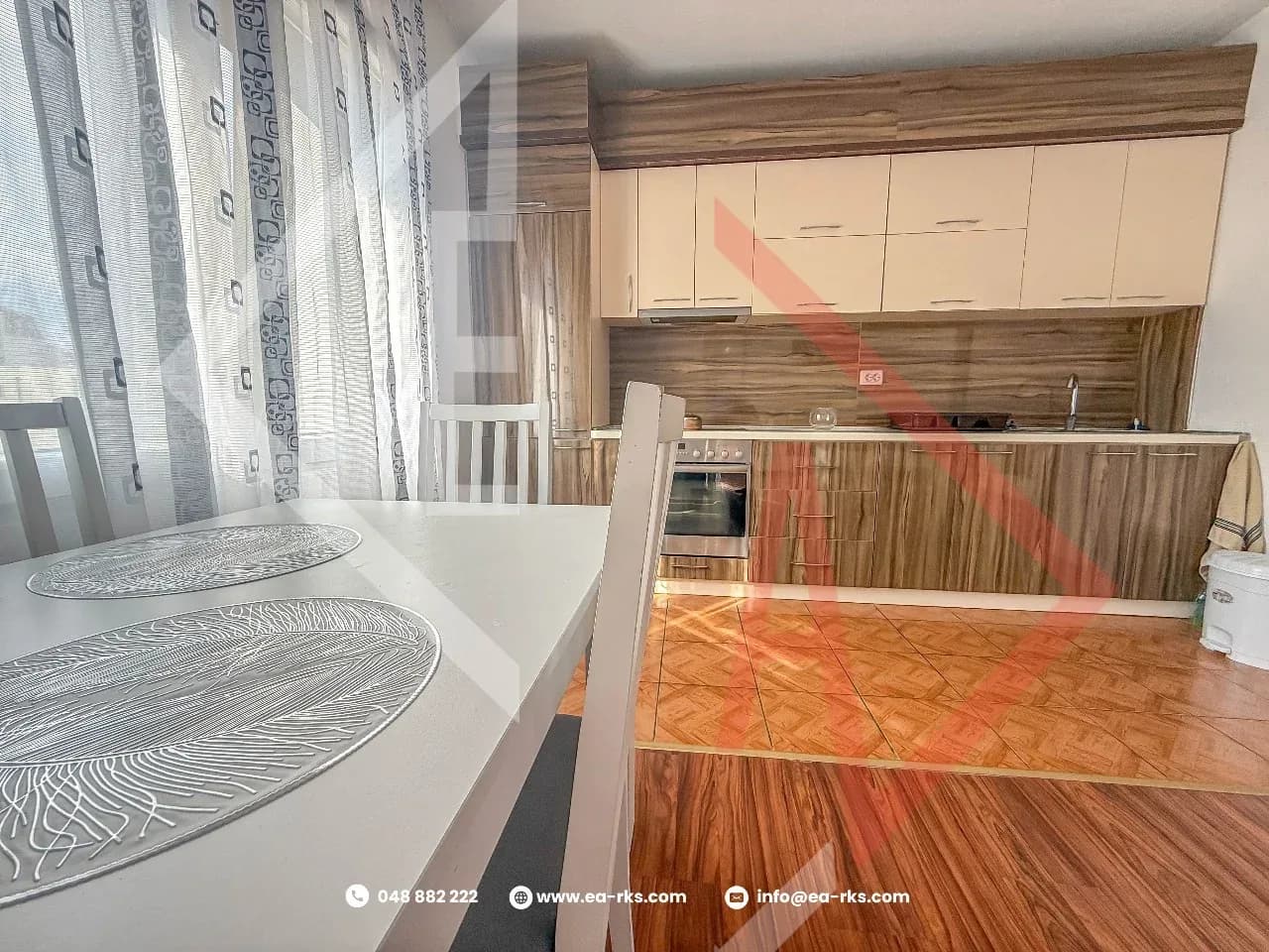 BANESË ME QIRA TOPHANE 4