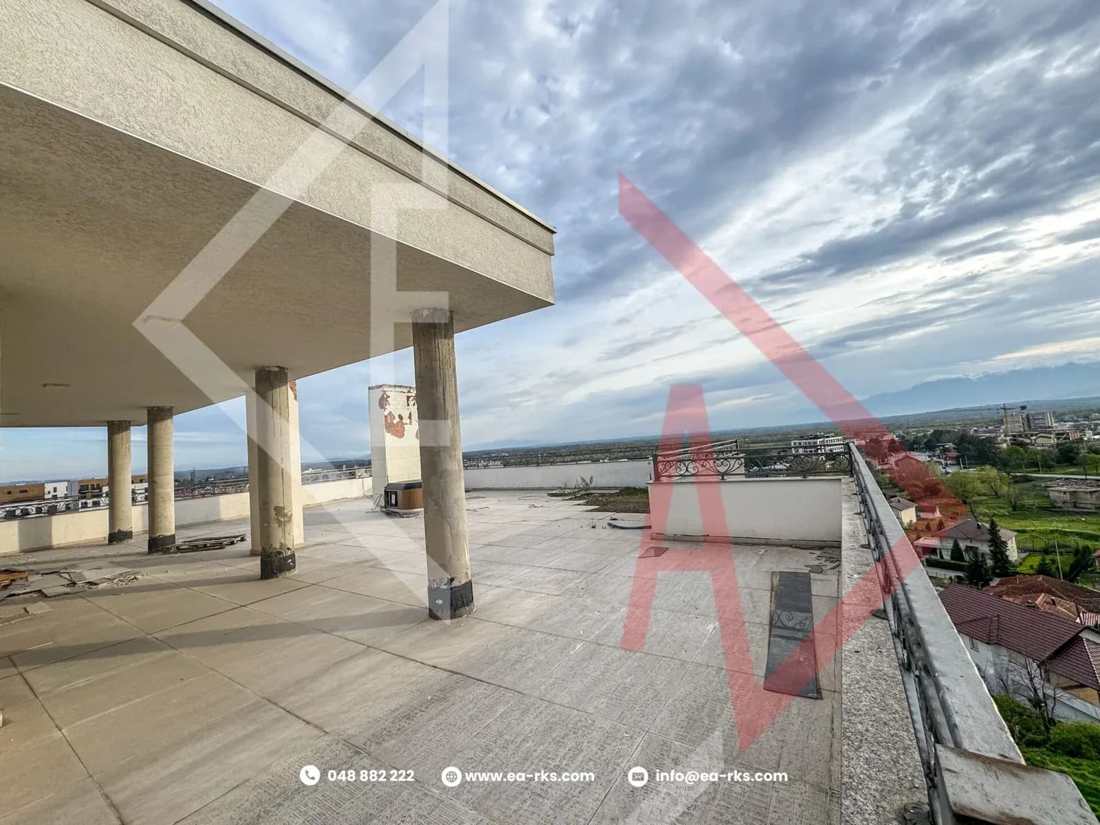 Penthouse Ekskluziv për Shitje – Në Qendër të Istogut