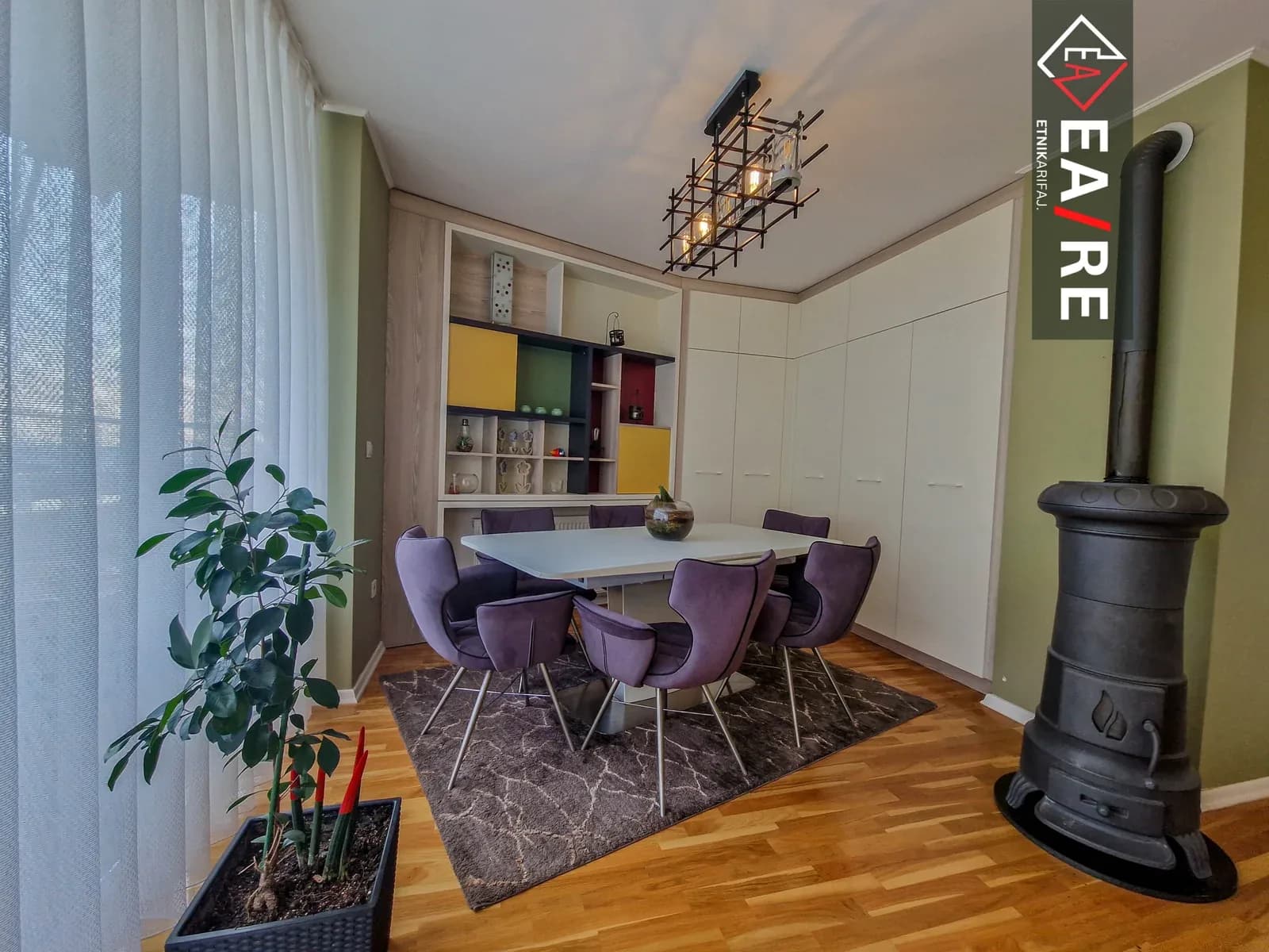 PENT-HOUSE DUPLEX ME QIRA NË AKTASH! 4