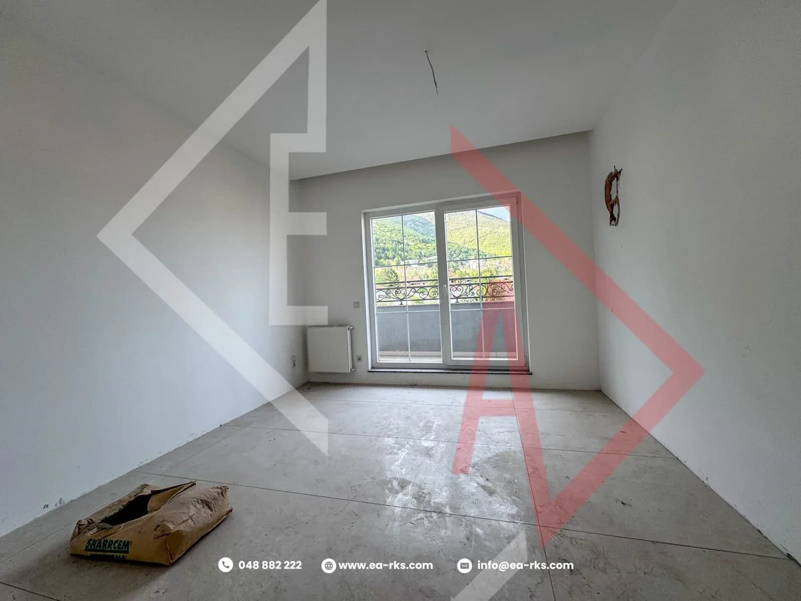 Penthouse Ekskluziv për Shitje – Në Qendër të Istogut