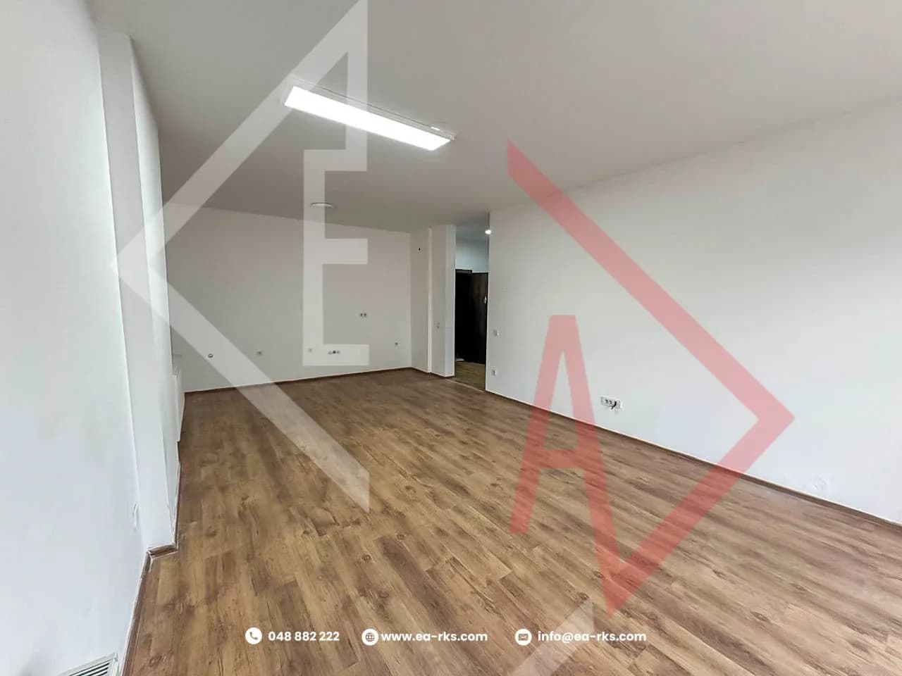 BANESË ME QIRA PËR ZYRE - TE QAFA 3