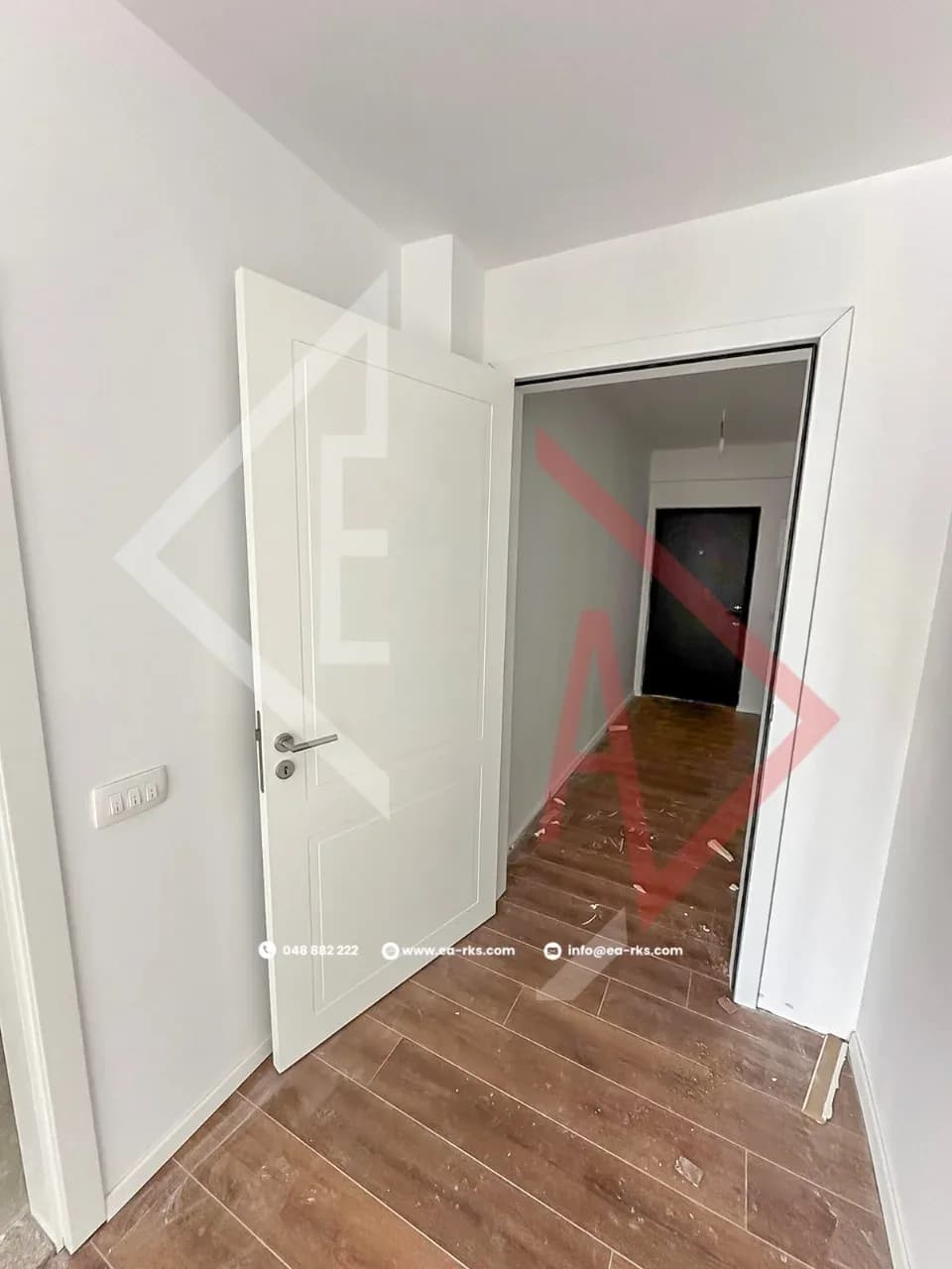BANESË ME QIRA PËR ZYRE TE GJYKATA 2