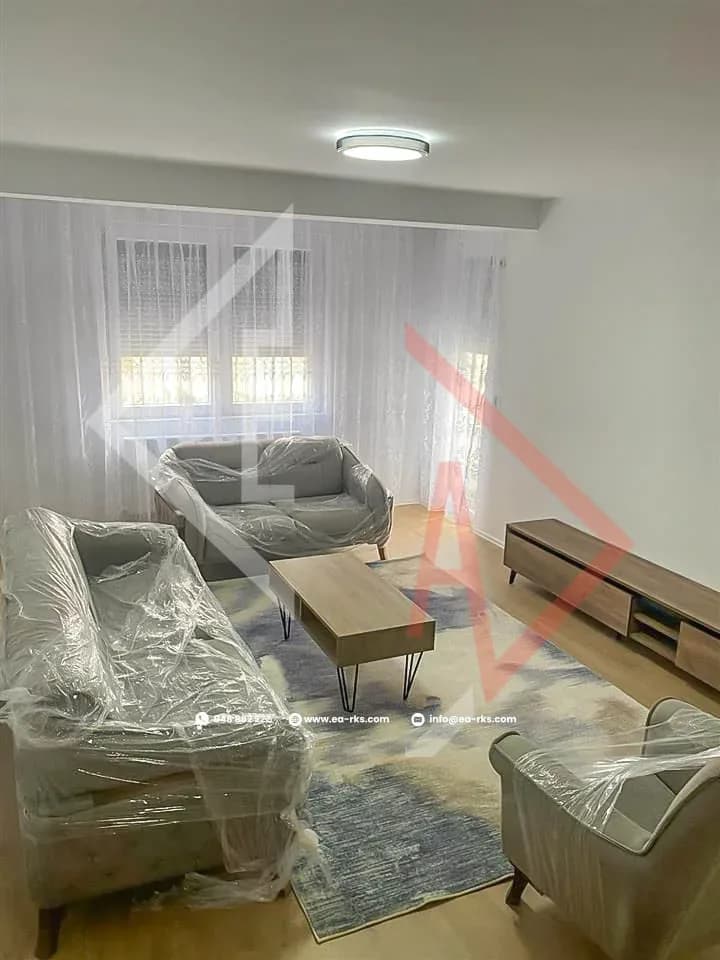 BANESË ME QIRA NË FUSHË-KOSOVË!