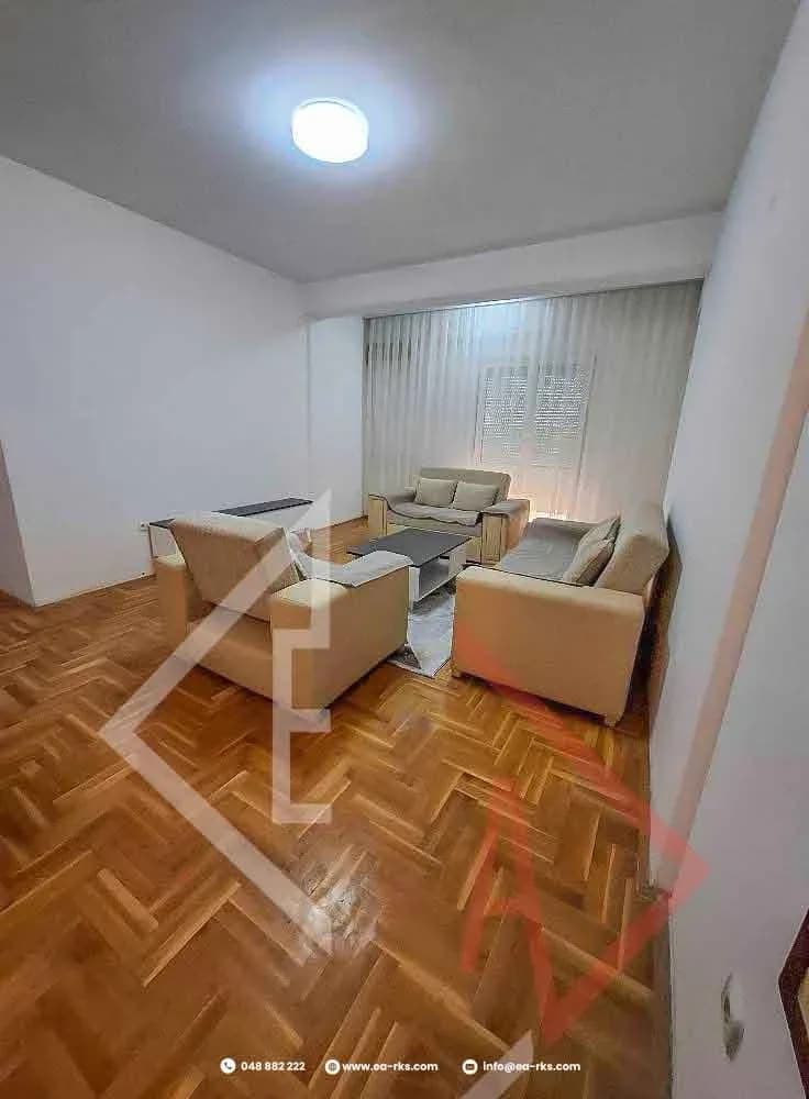 BANESË ME QIRA NË EMSHIR!