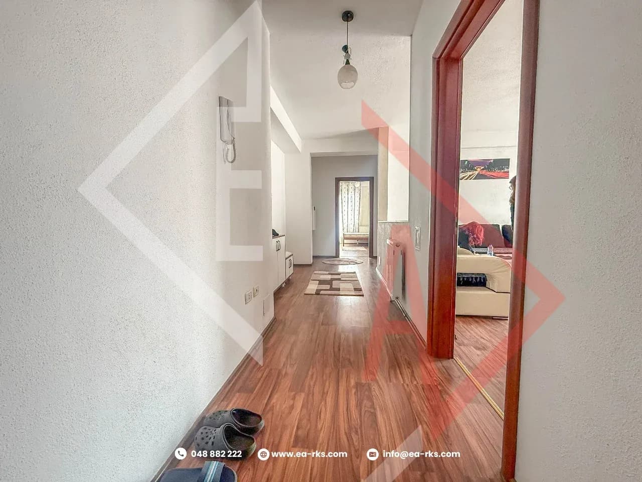 BANESË ME QIRA TOPHANE