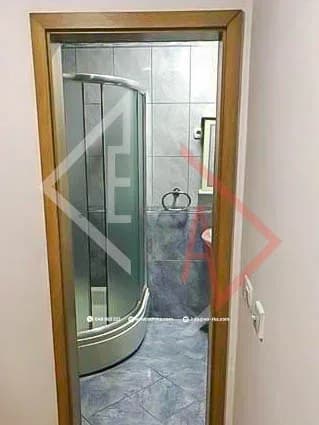BANESË ME QIRA TEK BREGU I DIELLIT!