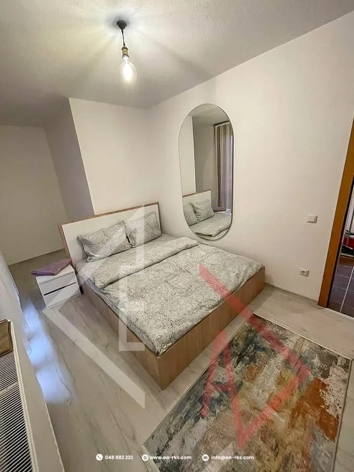 Shitet Banesë – Penthouse i Vogël | 65m² banim + 56m² Terasë | Kompleksi Naki Trade, Mati 1 – Prishtinë 4