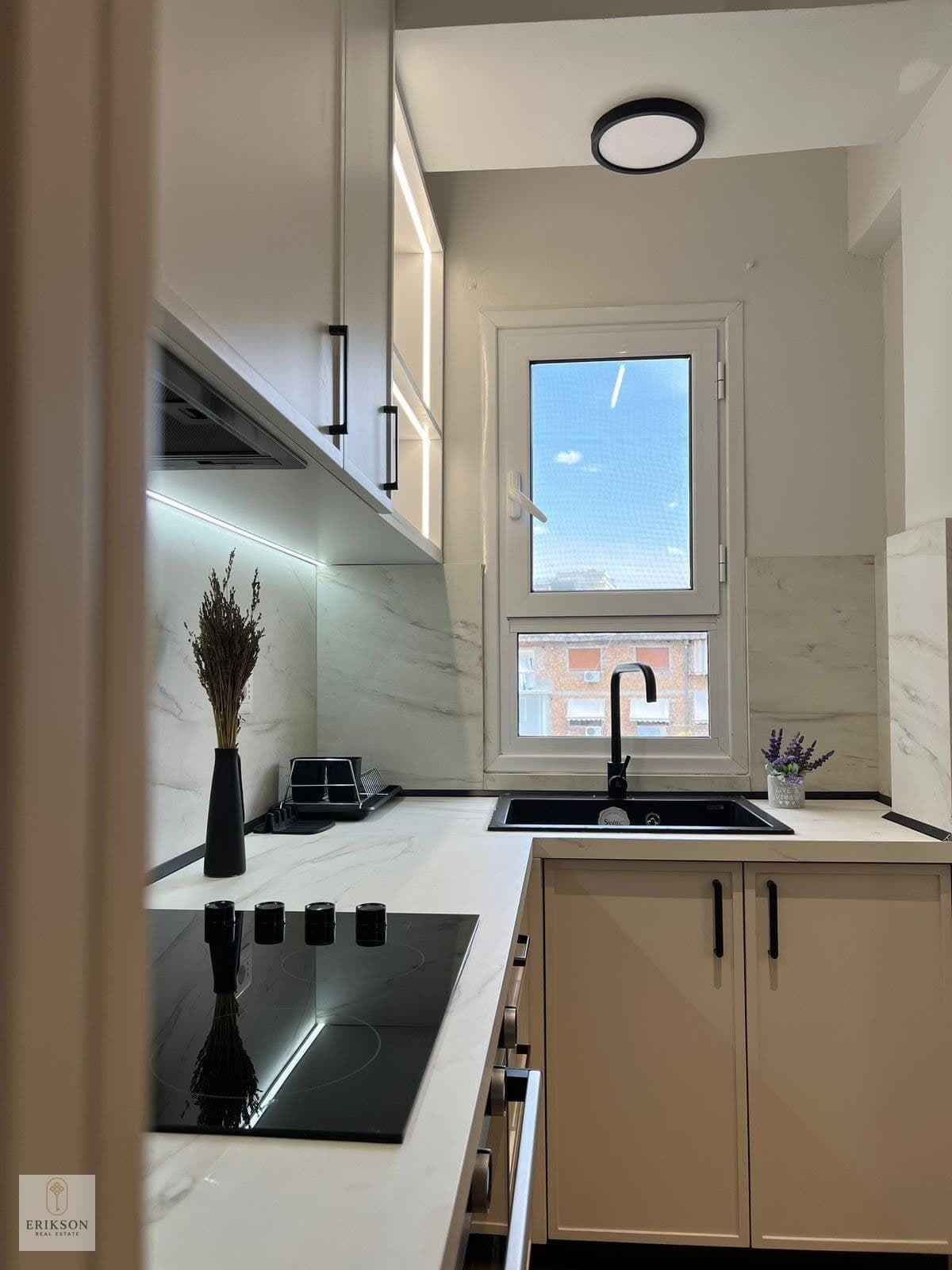 Vlore Shitet apartament 1+1 Super okazion 4
