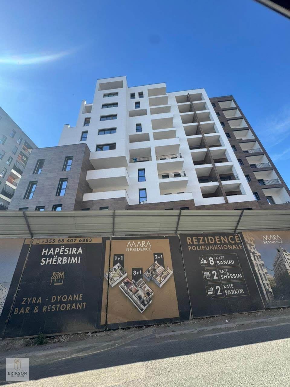 Shitet apartament 2+1+2