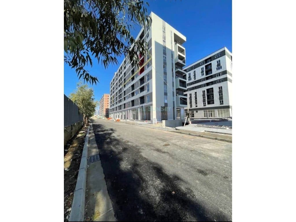 Apartament 2+1 për shitje në Univers City