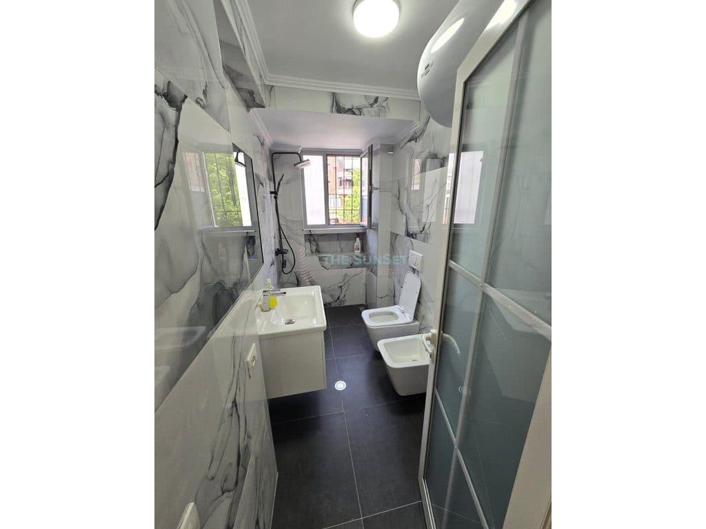 Apartament per shitje ne Kompleksin GUÇE -Zona 21 Dhjetori 2
