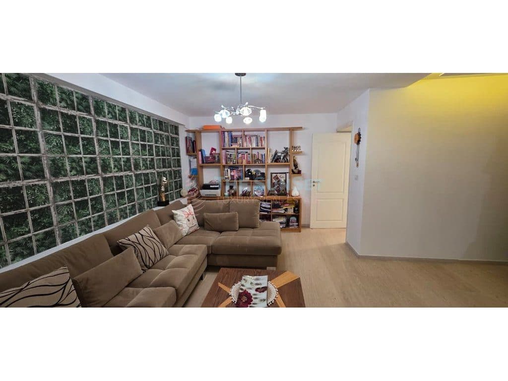 Apartament 3+1 për shitje në Kompleksin Splendor 2