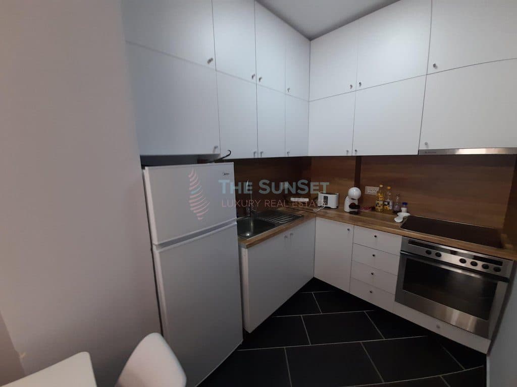 Apartament 1+1 për shitje në zonën e Shkëmbit të Kavajës 3