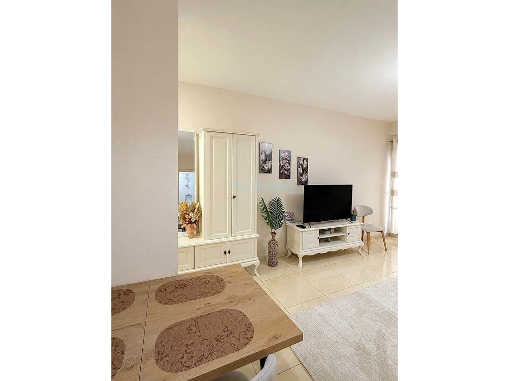 Apartament për shitje përballë Kompleksit Delijorgji 2
