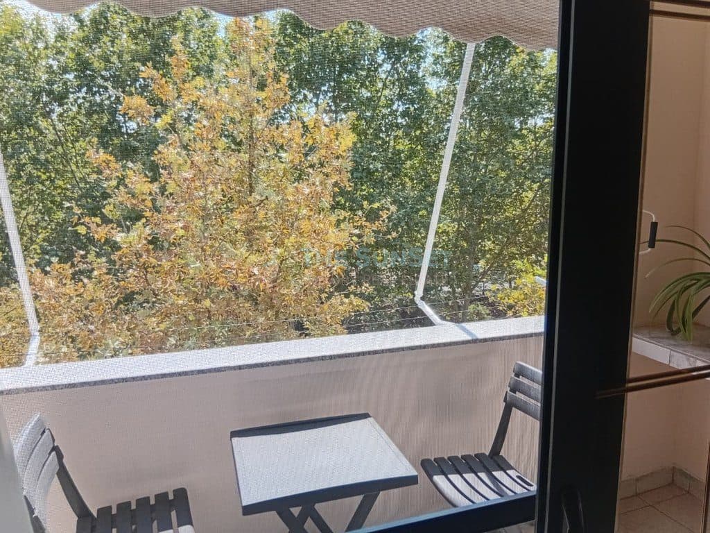 Apartament 1+1 për qira në rrugën "Myslym Shyri" 3