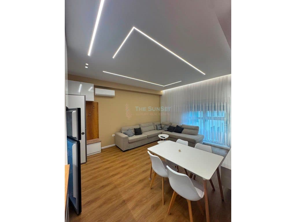 Apartament 1+1 për qira në Kompleksin Mangalem 2