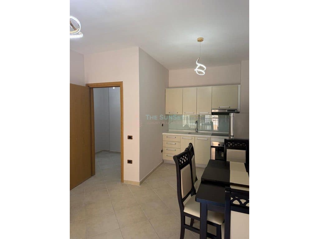 Apartament 1+1 për shitje- Shkëmbi i Kavajës 2