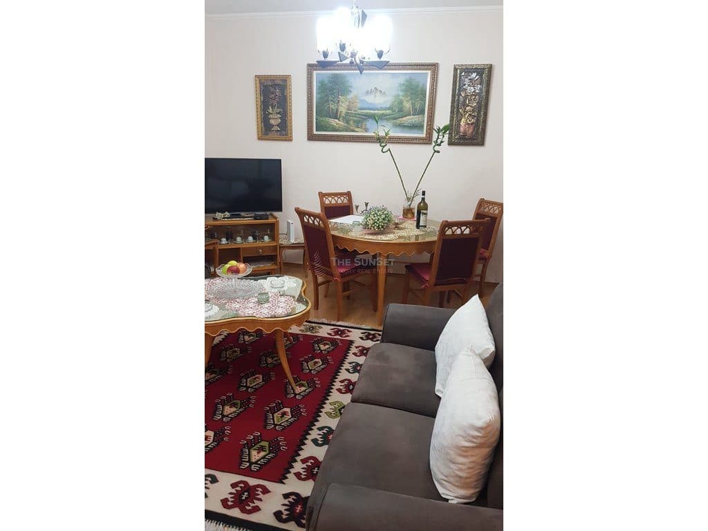 Apartament 1+1 për qira në Kompleksin Mangalem 3