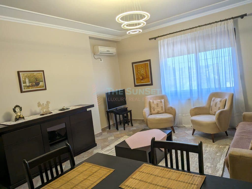 Apartament 2+1+2 me qira pranë Xhamisë së Tabakëve