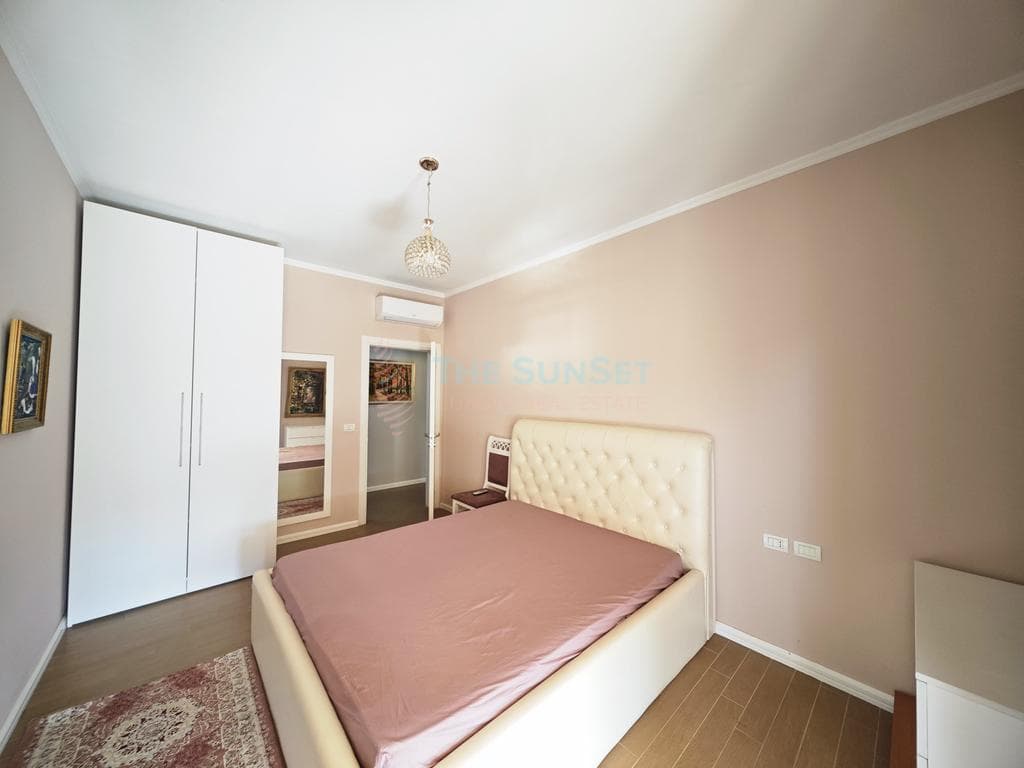 Apartament 2+1 për qira pranë Square 21! 4