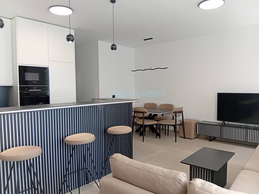 Apartament 2+1 për qira pranë Spitalit të Kafshëve