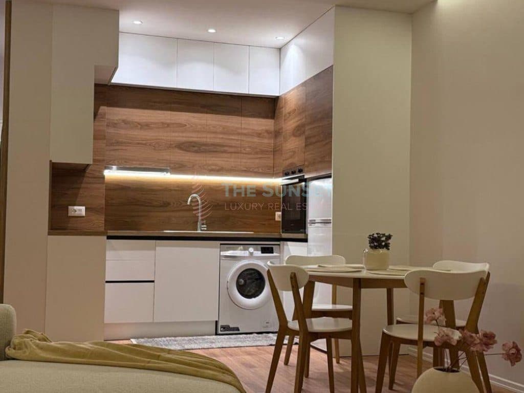 Apartament 2+1 për shitje te Prokuroria e Tiranës 2