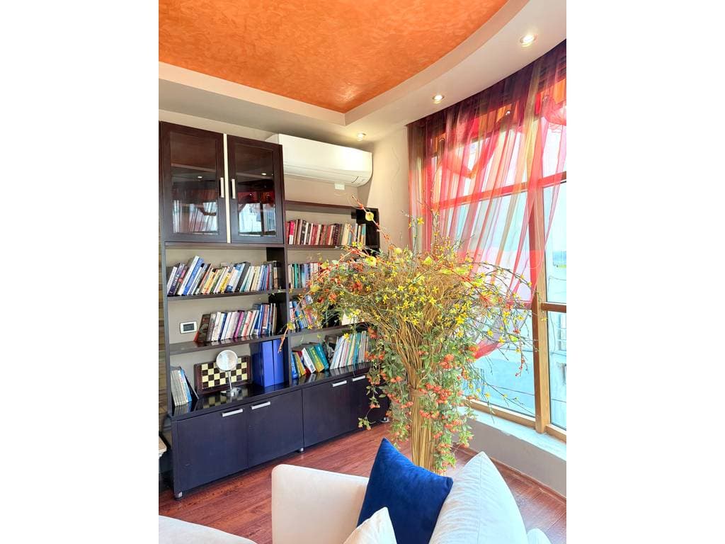 Apartament 1+1 për Qira afër Stadiumit Arena 3