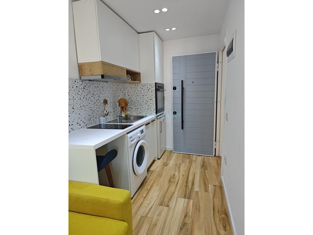APARTAMENT LUKSOZ 2+1 PER SHITJE TE RRUGA E BOGDANEVE 2