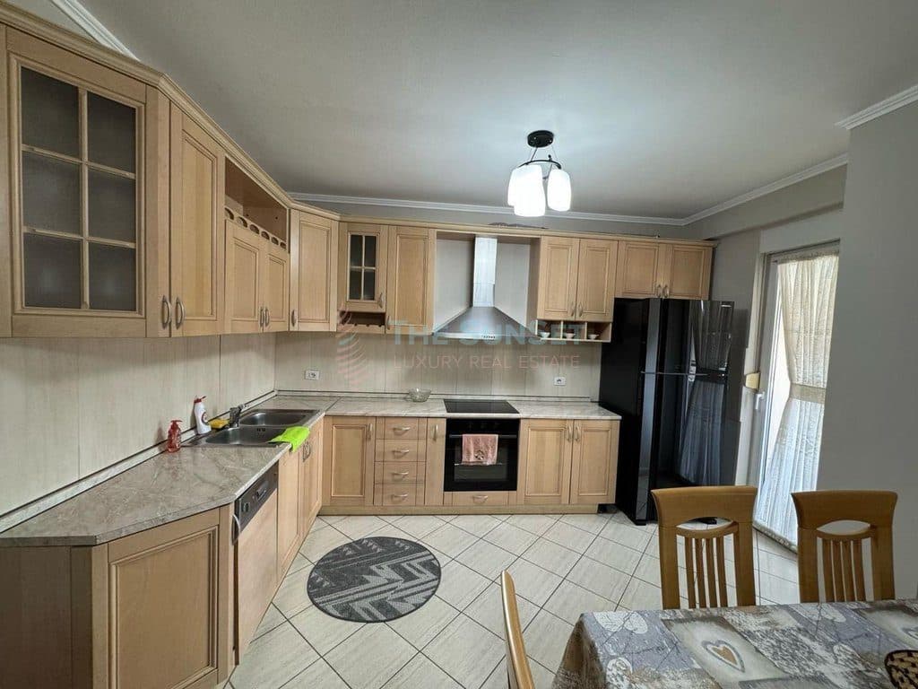 Apartament 1+1 për Shitje – Pranë Stadiumit Arena, Tiranë 2