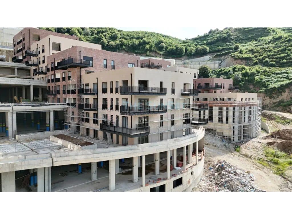 Apartament 1+1 për shitje në Kodra e Diellit 2