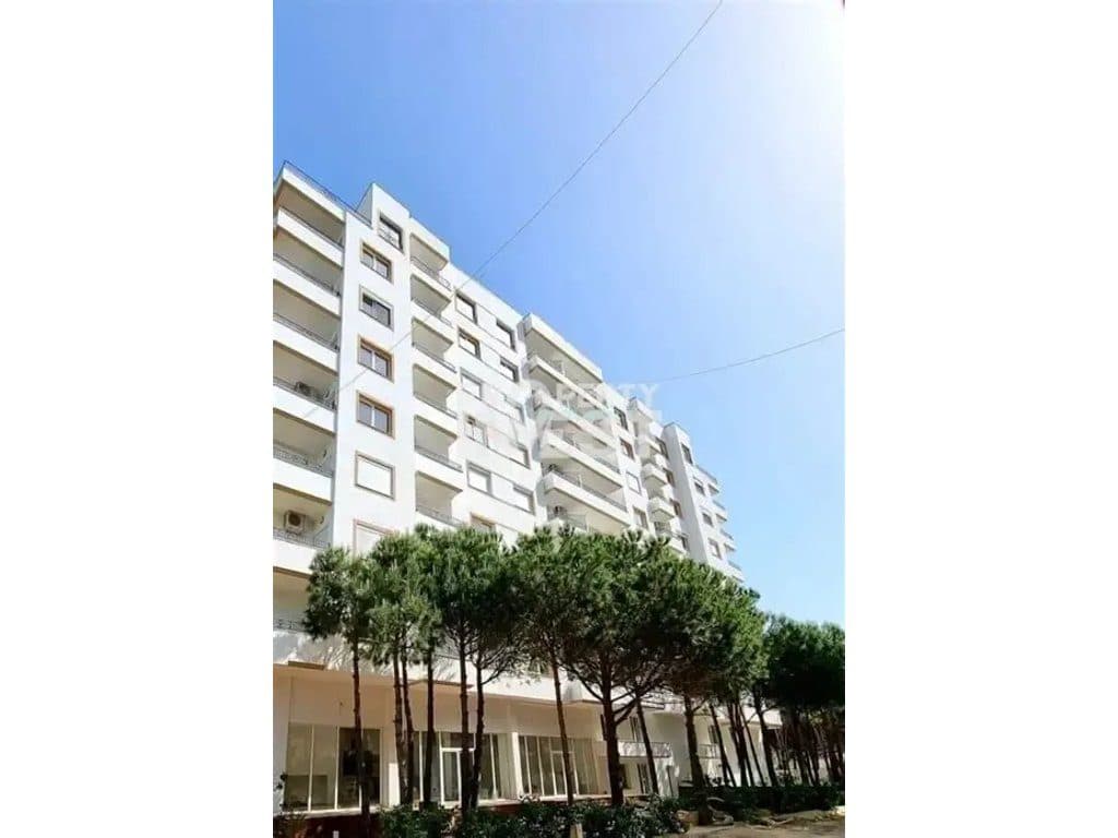 Apartament 1+1 për shitje te Grand Marina, Mali i Robit 1