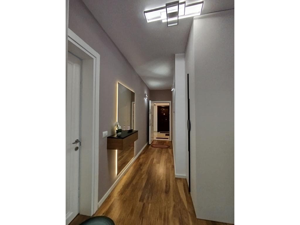 Apartament 2+1 për shitje në rezidencën Lake View 4