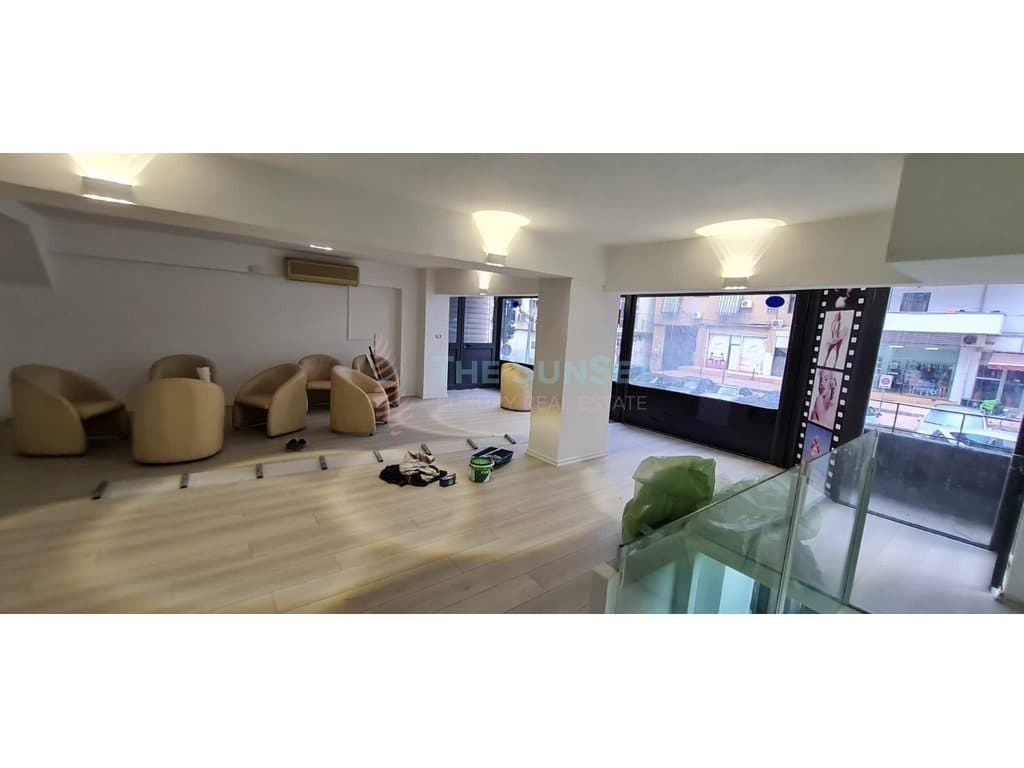 Duplex për qira ideal për biznes - Rruga e Kavajes 3