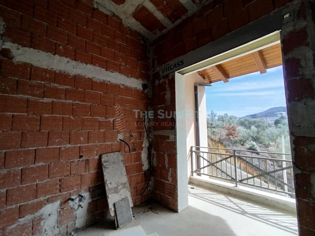 Penthouse për Shitje në Selite 4