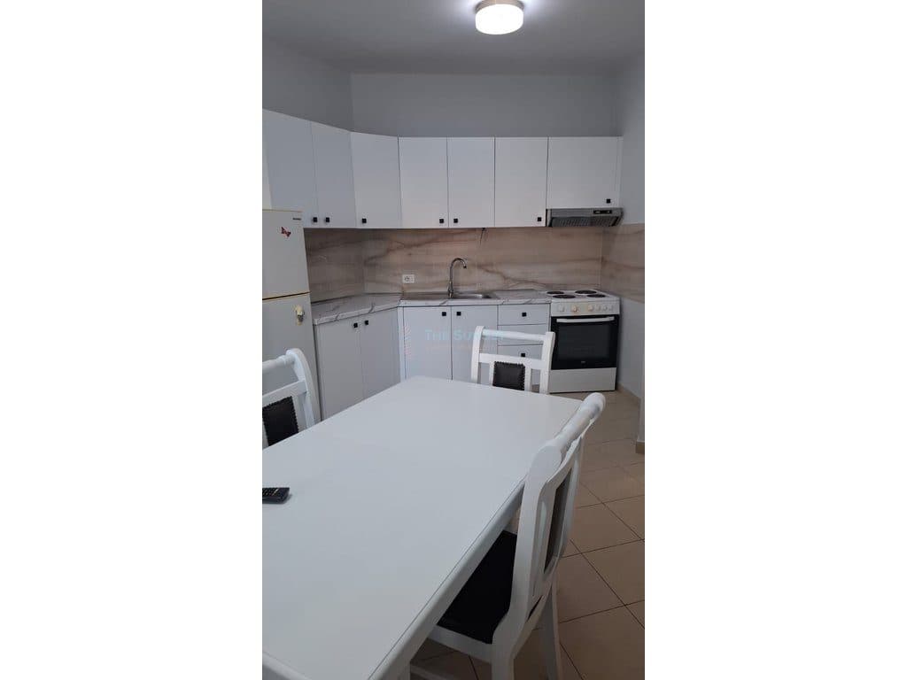 Apartament 1+1 për qira në Rrugën "Jordan Misja" 3