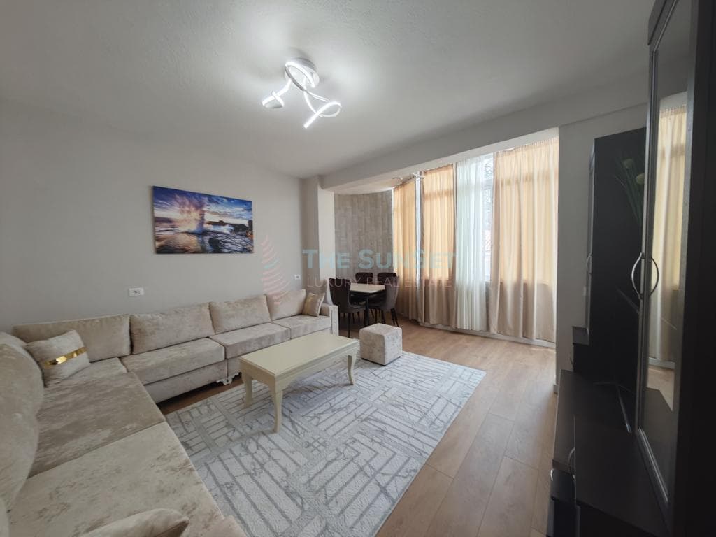 APARTAMENT 1+1 PËR SHITJE TEK SHKOLLA E KUQE 2