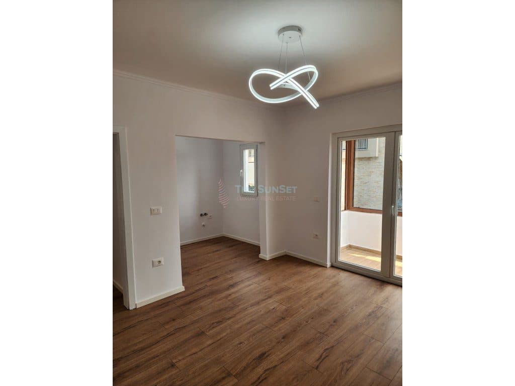 Apartament 2+1 për shitje te Oxhaku