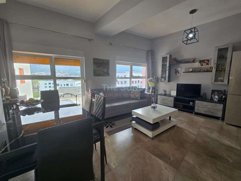 Apartament 1+1 për shitje në Rrugën Ali Demi 2