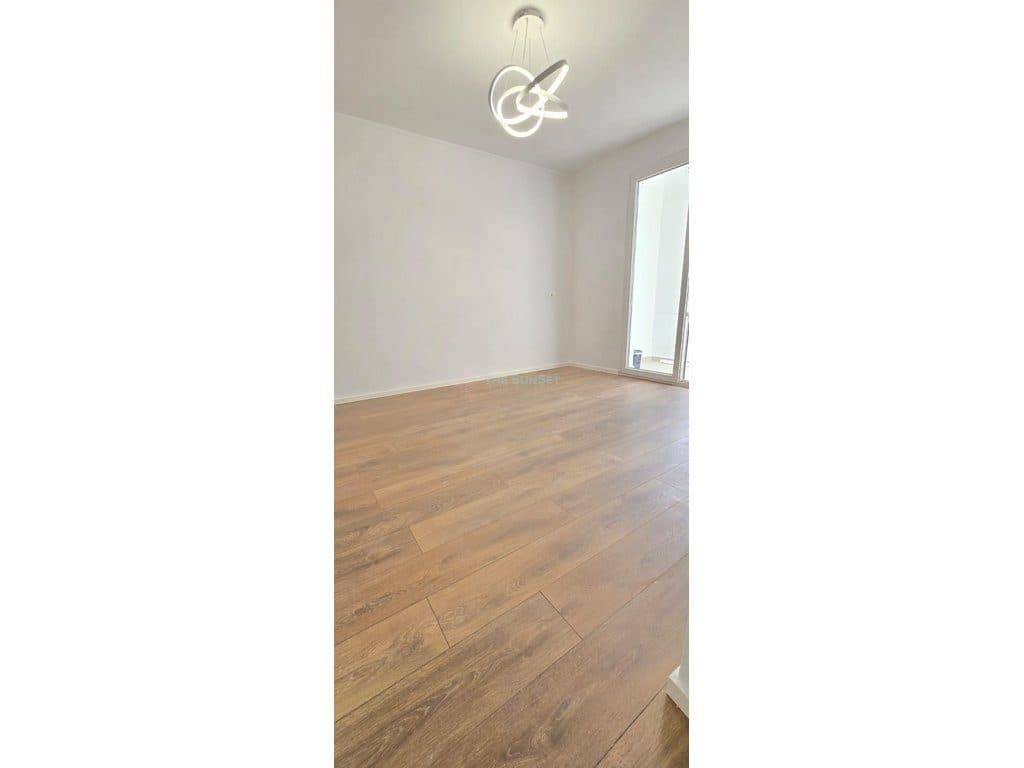 Apartament per shitje ne Kompleksin GUÇE -Zona 21 Dhjetori 2