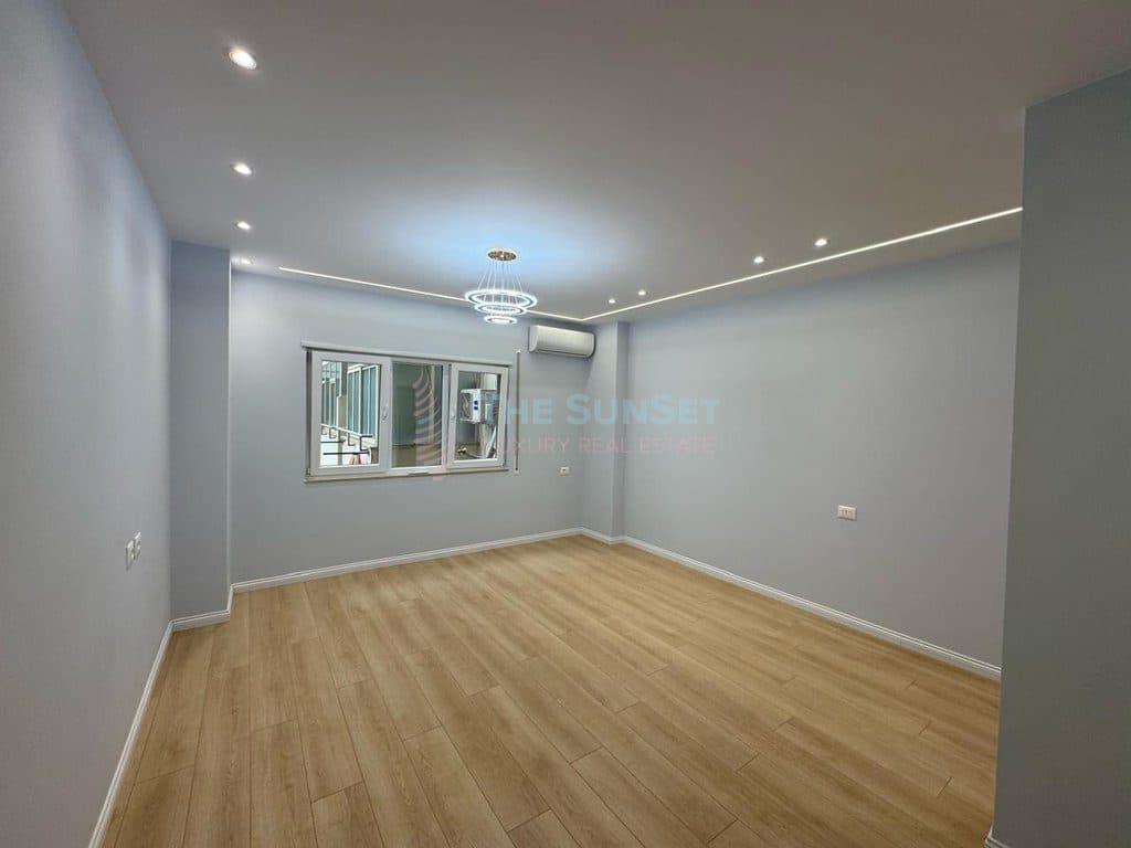 Apartament 3+1 për shitje në Rrugën Myslym Shyri 4