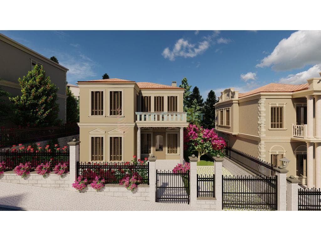 Vilë individuale për shitje në Belvedere Korça