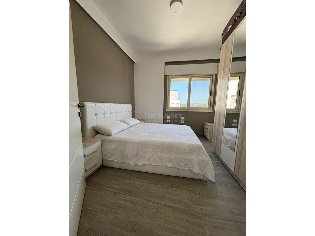 Apartament 2+1+2 për shitje në Porto Lalzi 2