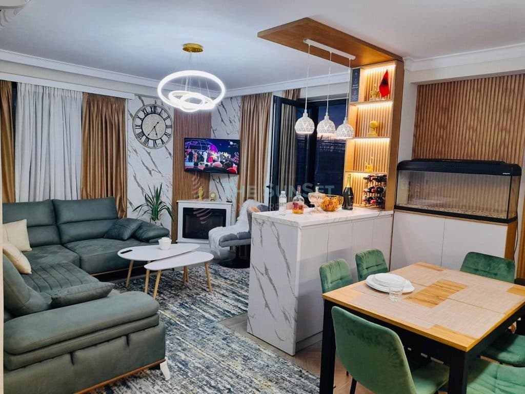 Apartament 2+1 për qira te Kompleksi Turdiu
