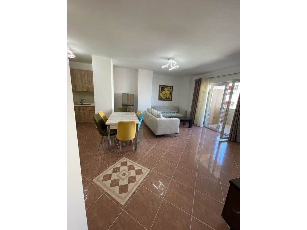 Apartament per shitje te Varri i Bamit 2