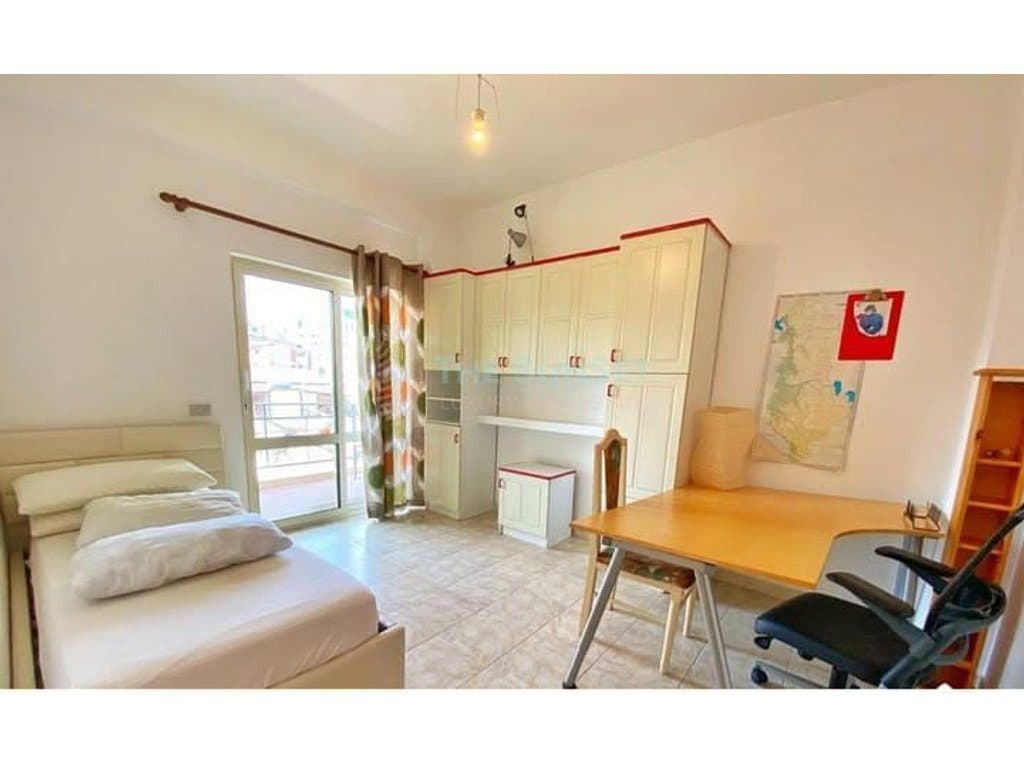Apartament 1+1 për qira në rezidencën Ambassador 3 2