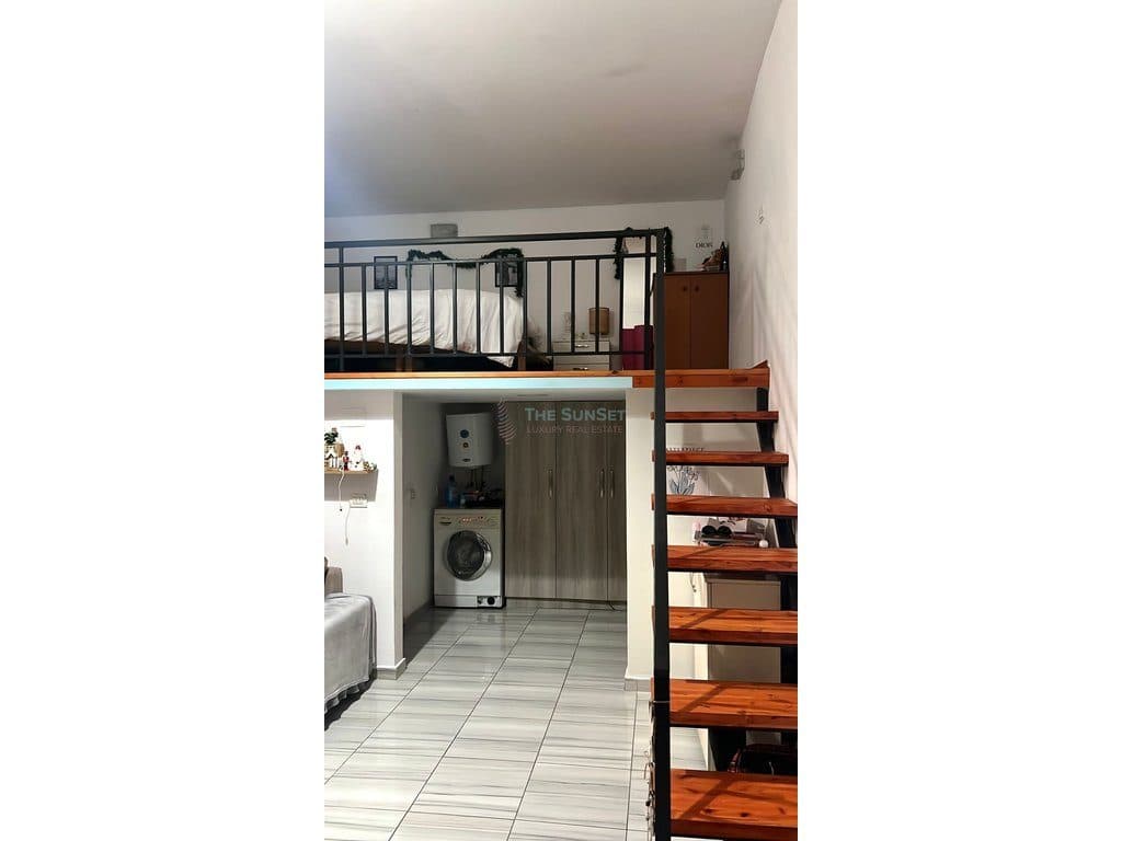 Apartament 1+1 për shitje te Pedonalja e Tiranës 4