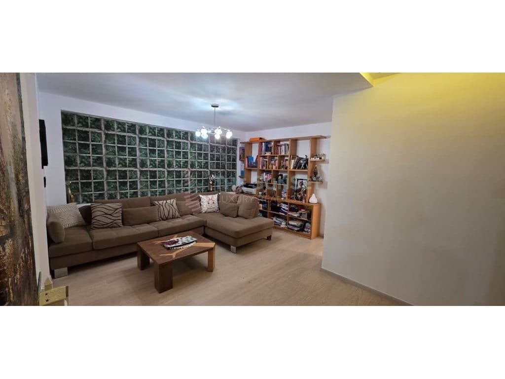 Apartament 3+1 për shitje në Kompleksin Splendor 3