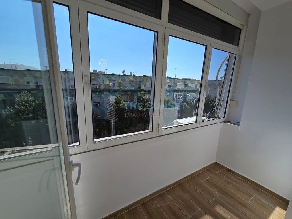 APARTAMENT PËR SHTIJE 3+1+2 TE RRUGA "BARDHYL" 3